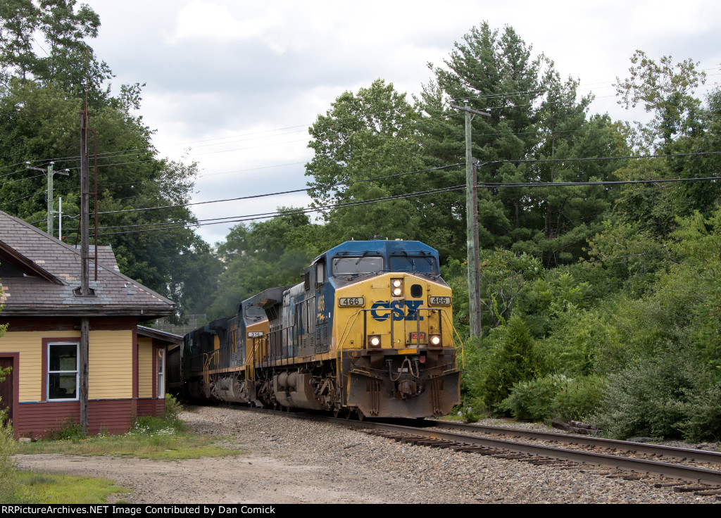 CSXT 466 Leads M427 at Rockingham Jct. 